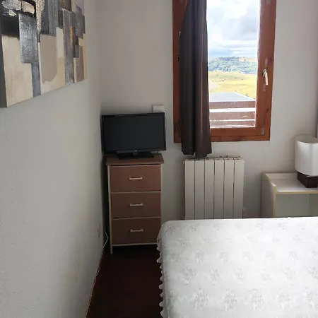 Lumineux - 4 Pers. Vue Sud Apartment Besse-et-Saint-Anastaise
